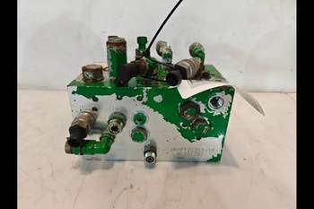 salg af John Deere 8370R  Hydraulic brake valve