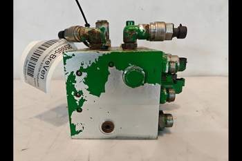 salg af John Deere 8370R  Hydraulic brake valve