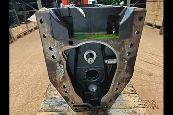 salg af John Deere 8370R  Oil Pan