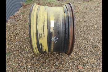 salg af John Deere 8370R RIGHT Rim ring, Rear