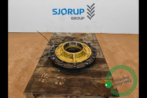 salg af John Deere 8370R RIGHT Front axle hub