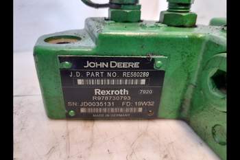 salg af John Deere 8370R  Remote valve end plate
