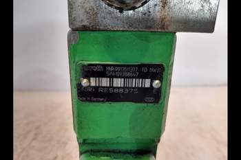 salg af John Deere 8370R  Remote control valve