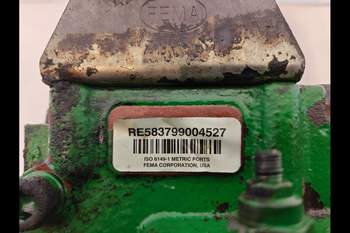 salg af John Deere 8370R  Remote control valve