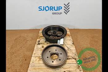 John Deere 8370R LEFT Front axle final drive