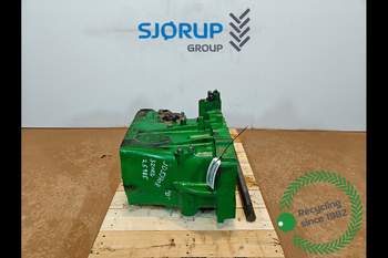 John Deere 8370R  Transmission