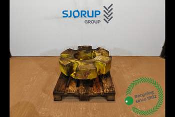 John Deere 8370R  Wheel weight