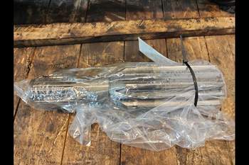 salg af John Deere 8370R RIGHT Rear Half Axle