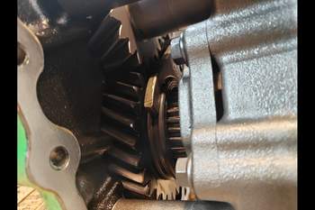 salg af John Deere 8370R PTO