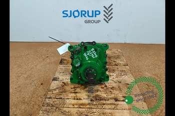 John Deere 8370R  PTO