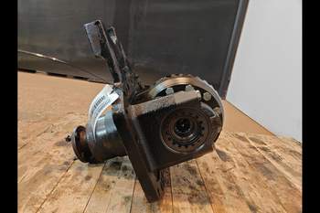 salg af New Holland T7060 Front axle differential