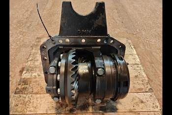 salg af New Holland T7060 Front axle differential