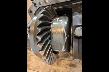 salg af New Holland T7060 Front axle differential
