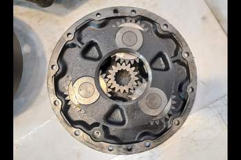 salg af New Holland T7060 LEFT Front axle final drive