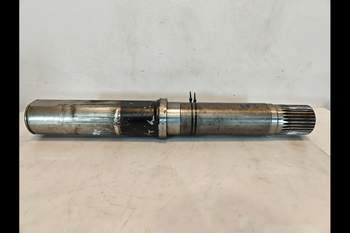 salg af New Holland T7060 RIGHT Rear axle stubshaft