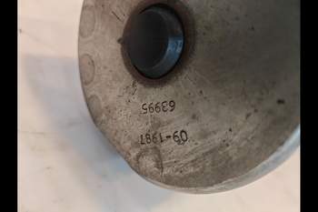 salg af New Holland T7060 RIGHT Rear axle stubshaft