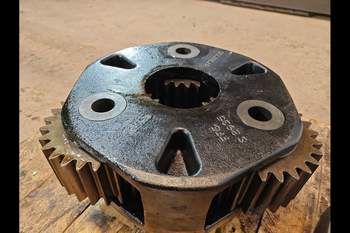 salg af New Holland T7060 RIGHT Rear axle planetary gear