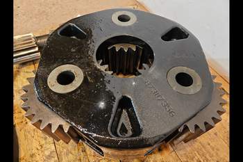 salg af New Holland T7060 LEFT Rear axle planetary gear