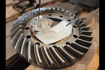 salg af New Holland B115C Rear axle differential