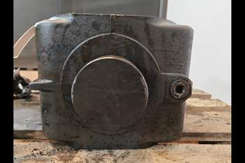 salg af New Holland B115C Rear axle differential