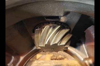 salg af New Holland B115C Rear axle differential