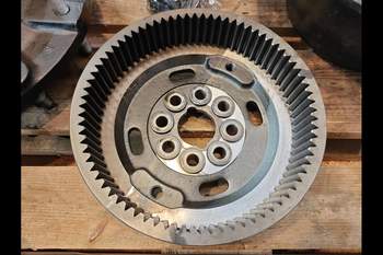 salg af New Holland B115C LEFT Rear axle final drive