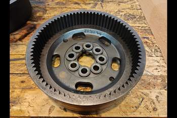 salg af New Holland B115C RIGHT Front axle final drive