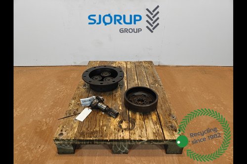 salg af New Holland B115C LEFT Front axle final drive
