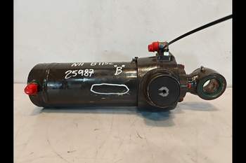 salg af New Holland B115C Hydraulic Cylinder
