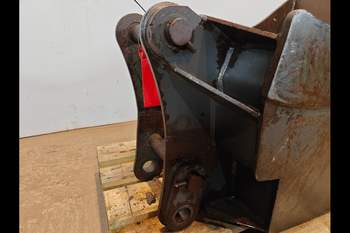 salg af New Holland B115C Equipment