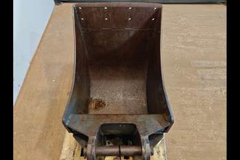 salg af New Holland B115C Equipment