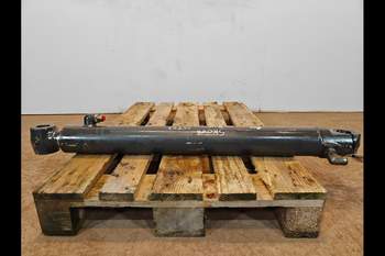salg af New Holland B115C  Hydraulic Cylinder