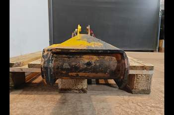 salg af New Holland B115C  Stabilizer