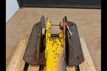 salg af New Holland B115C  Stabilizer