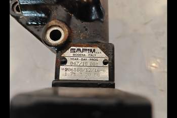salg af Case Puma 185 Hydraulic brake valve