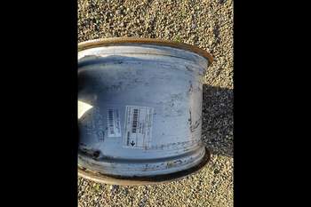 salg af Case Puma 185 RIGHT Front Rim