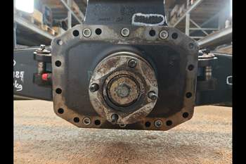 salg af Foraksel Case Puma 185