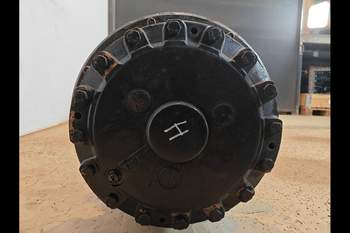 salg af Foraksel Case Puma 185