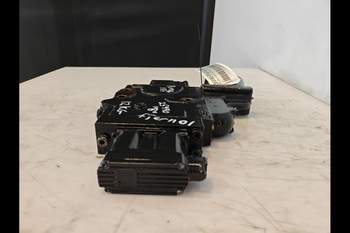 salg af Case Puma 185 Remote control valve