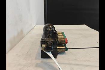 salg af Case Puma 185 Hydraulic valve