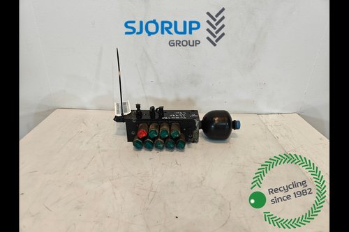 salg af Case Puma 185 Hydraulic valve