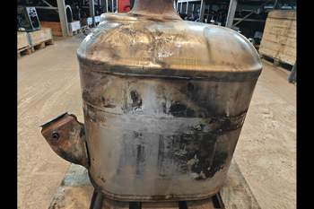 salg af Case Puma 185  Exhaust system catalyst