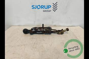 Case Puma 185 LEFT Lift stabilizer