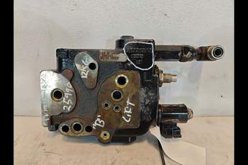 salg af Case Puma 185  Hydraulic lift valve