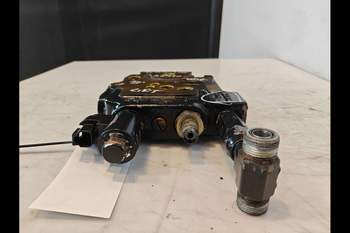 salg af Case Puma 185  Hydraulic lift valve