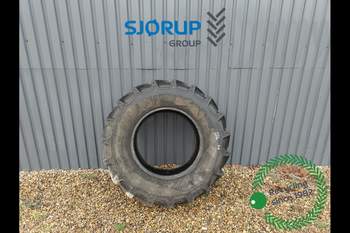 salg af Dæk Case Maxxum 5120 HÖGER