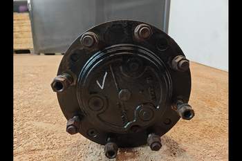 salg af Foraksel Case Maxxum 5120