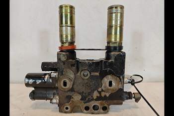 salg af Fjernudtagsventil Case Maxxum 5120