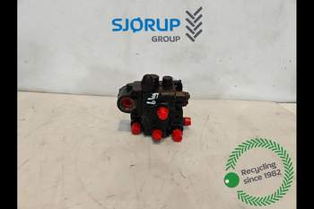 Hydraulikventil Case Maxxum 5120