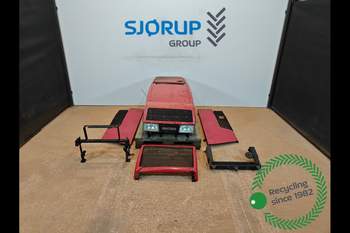 Motorhjelm Case Maxxum 5120